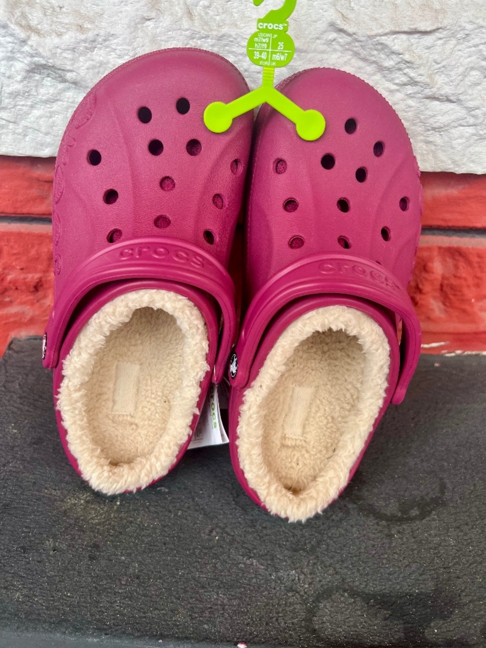 Crocs Baya Lined BNWT